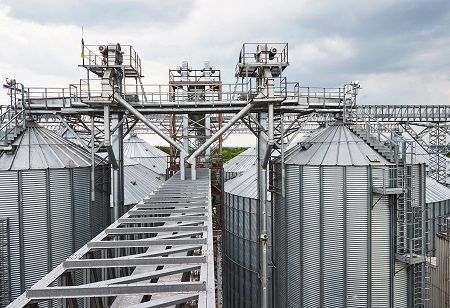 Mitsui & Co.'s Green Ammonia Plant in UAE Targets Lower Emissions by 2030
