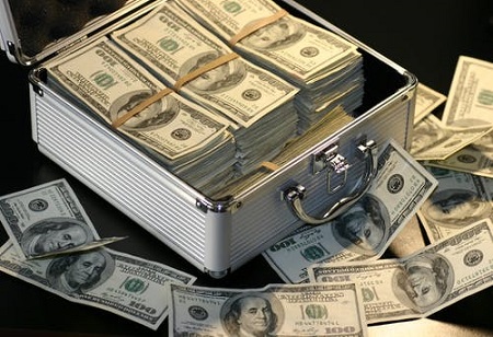 Chinese Banks Exchanging Dollar for Yuan on Swap Markets