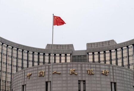 China Loosens Monetary Policy to Revive Faltering Economy