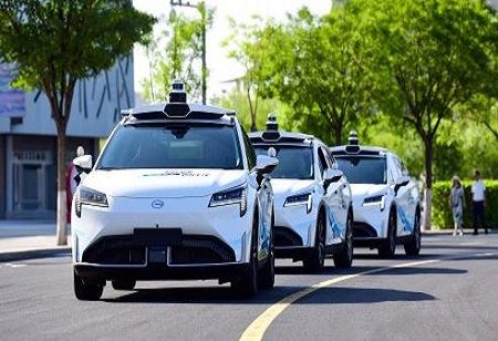 Ponyai Partners with Xihu Group to Deploy 1000 Robotaxis in Shenzhen