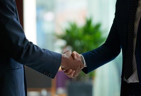 UAE and Ireland Sign MoU to Boost Economic, Technical Cooperation