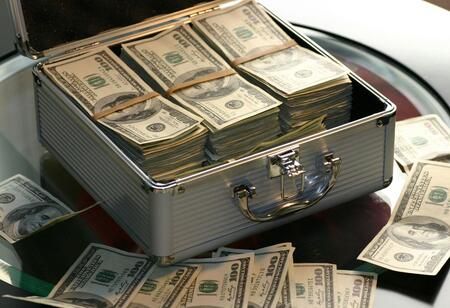Short-Term vs. Long-Term Business Investments: Which One is Right for You?