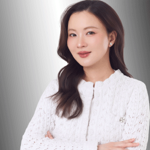 Naruechon Dhumrongpiyawut,CEO