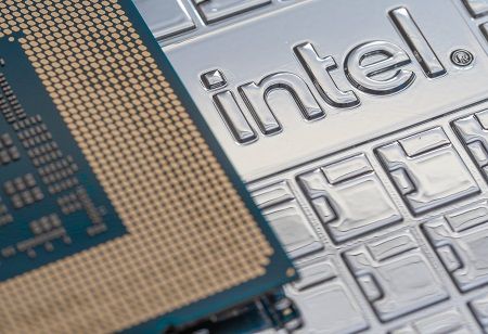  Intel Eyes TSMC Partnership to Regain Edge in AI Chipmaking