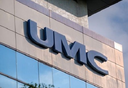  UMC Begins Photonic Chip Production in Singapore for AI Growth