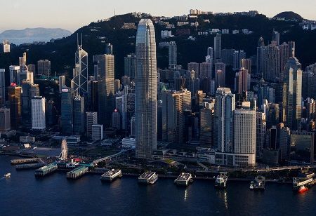  Hong Kong Home Prices Fall 0.5% in July, Ending 16-Month Rise