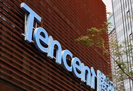  Tencent Shares Rise on WeChat AI Agent Report, Boosting Market Buzz