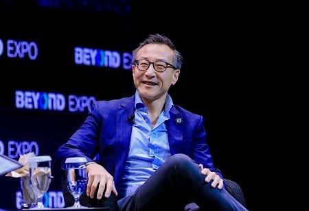  Joe Tsai: AI Success Depends on Adoption, Not Dominance