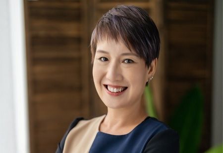 Leading Enterprise AI Transformation and Integrated Digital Innovation