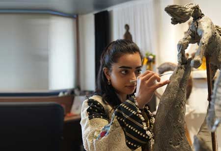  Niyamat Mehta: The Young Sculptor Redefining the Language of Contemporary Art