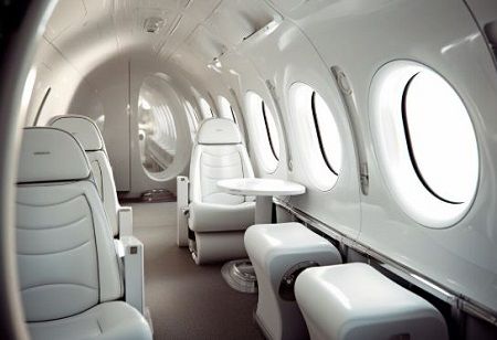  Qatar Airways Unites Top Airlines for Premium Travel