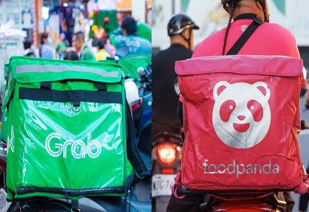  Grab and Foodpanda Step Up Singapore Grocery Delivery Battle