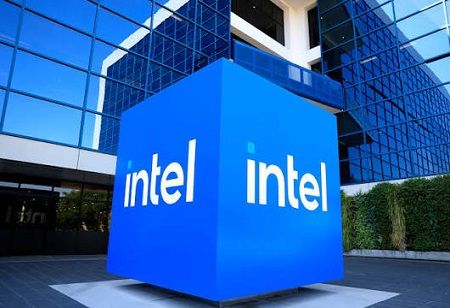  Intel to Acquire Classiq in $2.3 Billion Quantum Computing Deal