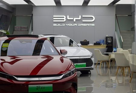  BYD Bets on New Tech as EV Competition Heats Up in China