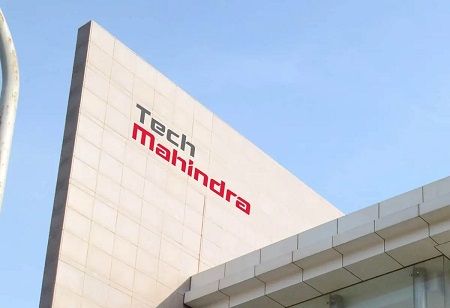  Tech Mahindra Shares Jump 6% on Strong Deal Wins and Revenue Growth