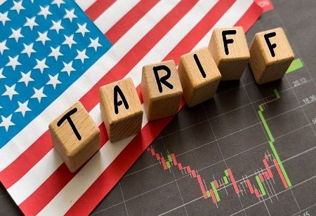  Asian Exporters Recoil as New US Tariffs Take Effect