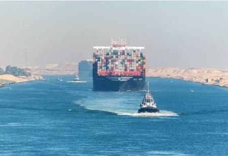  Red Sea Crisis Deepens as Houthi Attacks Threaten Global Trade