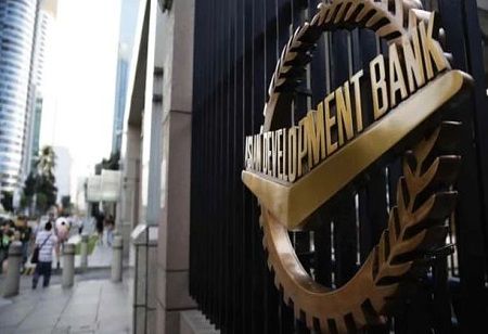  ADB Grants 350 Million Loan to Boost Women Entrepreneurship in Pakistan