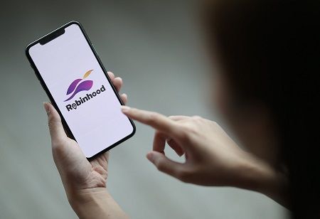  Robinhood Enters Indonesia With Dual Brokerage Acquisition