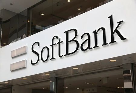  SoftBank Plans $2B Bond Sale to Fuel Massive AI Investments