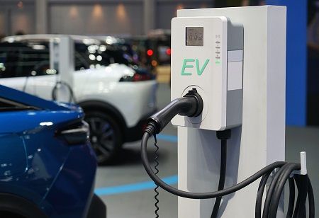  Vingroup Seeks $500M Loan to Expand EV Charging Network