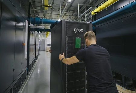  Saudi Arabia, Groq to Build World's Largest AI Data Hub