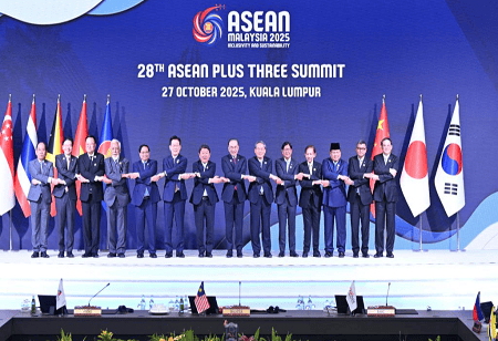  China, ASEAN join hands for regional integration