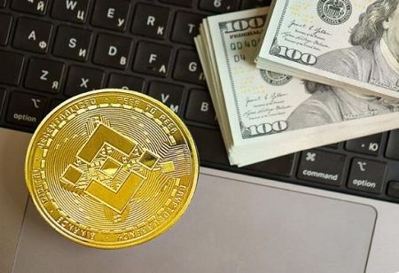  UAE Approves First USD-Backed Stablecoin for Payments