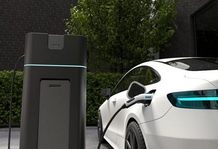  Tesla to Launch First India Showroom in Mumbai on July 15