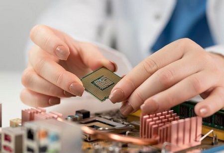  Malaysia Chipmakers Watch Helium Supply Risks