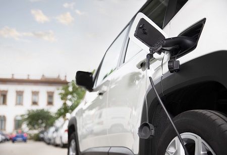  EV manufacturers, global workforce, Asia Business Outlook