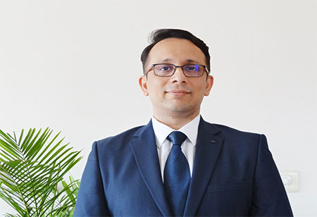  Vishal Bhatnagar, Group Chief Product Officer (CPO), Vamani Overseas Private Limited