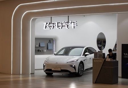 China's State Carmakers Race to Catch Up in EV Market