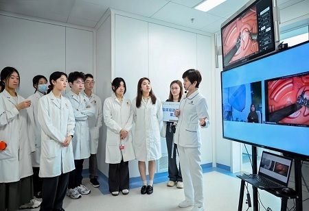  Cornerstone Robotics Raises $200M for Surgical Robot Expansion