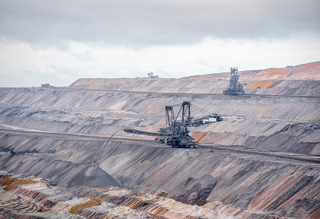  Rare Earth Metals, Electronics Industry, Semiconductor Industry, Sub-Saharan Africa