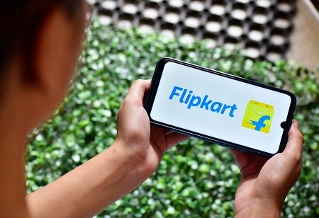 Flipkart, Amazon Expand Dark Stores Amid India Quick Commerce Shift