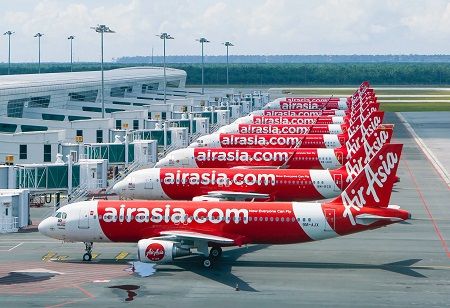  AirAsia Faces Financial Strain as Rivals Consider Taking Over Routes