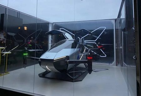  Xpeng Plans IPO for Flying Car Unit Xpeng Aeroht in Hong Kong