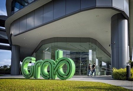 Grab and GoTo Eye $29B Merger with Danantara Stake
