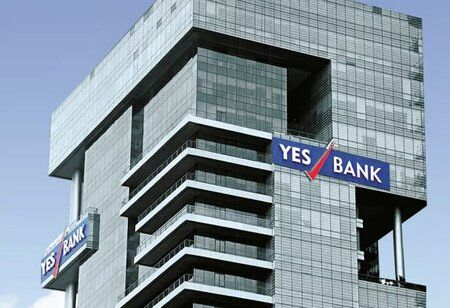  Japan SMBC in Discussions to Acquire Major Stake in Yes Bank India