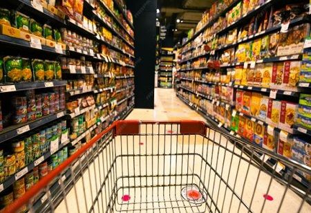  UAE stores adopt new strategies to secure food supply
