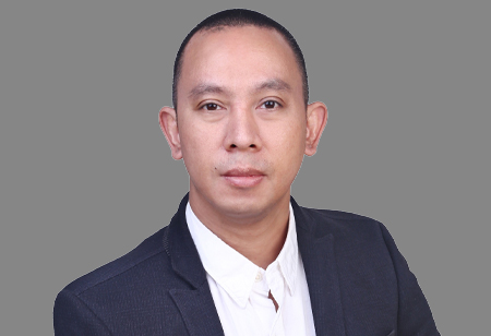  Stephanus Widi, Chief Commercial Officer, Charged Indonesia