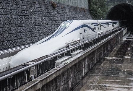  Japan's Maglev Project Faces Calls for a Clear Timeline Amid Delays